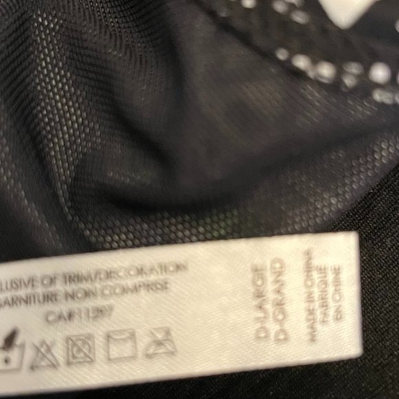 NWOT: La Vie en Rose Aqua Aztec Lined Bandeau Bikini Top - Picture 6 of 6